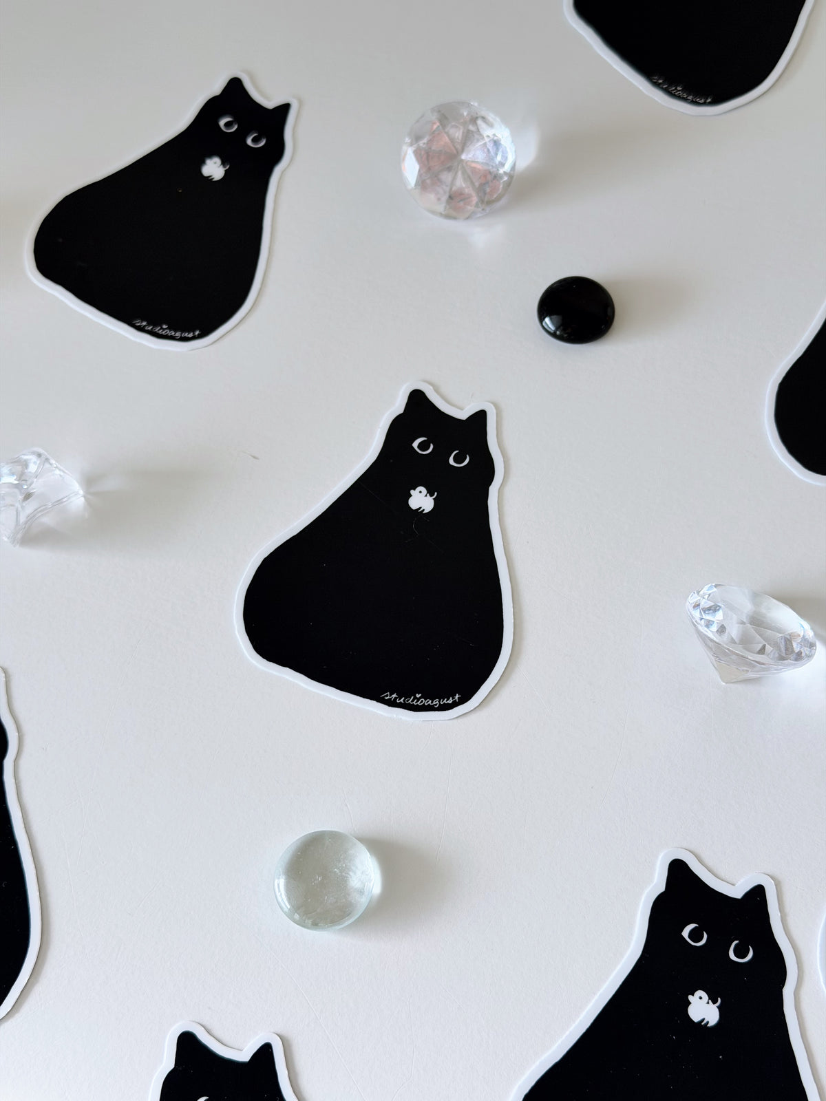 ARTSY CAT STICKER